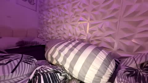 Snapshot of lanadel_hilton chatting on May 2026 06:19:02 AM Lana online show from May 2026 06:19:02 AM
