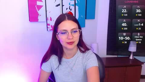 Alana Garcia  online show from October 2025 11:28:02 AM