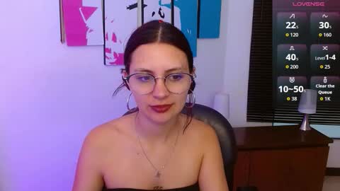 Alana Garcia  online show from October 2025 11:55:02 AM