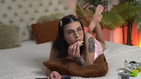 lanajenner online show from April 2026 12:29:02 PM