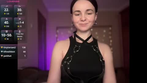 Lana online show from October 2025 10:03:02 PM