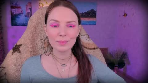 Lana Radiance online show from May 2026 12:01:01 PM