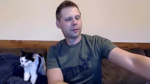 Snapshot of lancehardin chatting on May 2026 12:05:02 AM Lance online show from May 2026 12:05:02 AM