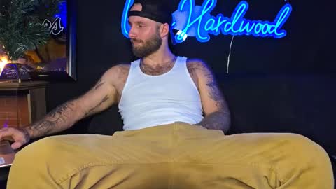 LANCE online show from December 2025 01:00:01 AM