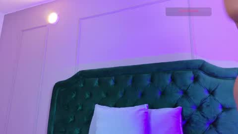Snapshot of lanemugler_cr chatting on April 2026 12:04:01 PM LANEMUGLER online show from April 2026 12:04:01 PM