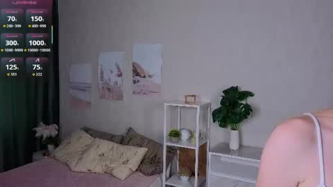 Snapshot of laniehohenberger chatting on July 2026 01:10:02 AM Hello everyone Im Gena online show from July 2026 01:10:02 AM