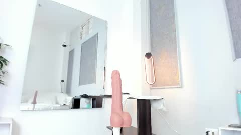 Snapshot of lanna_russo1 chatting on February 2026 08:47:01 AM Lanna miley Russo online show from February 2026 08:47:01 AM