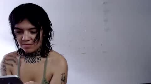 LANNIE   online show from December 2024 03:42:02 PM