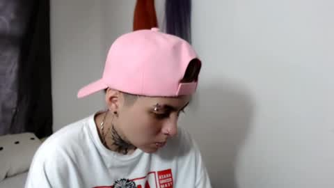 LANNIE   online show from February 2025 04:56:02 PM