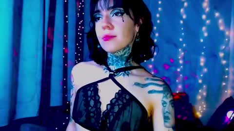 LANNIE   online show from March 2026 05:02:02 AM