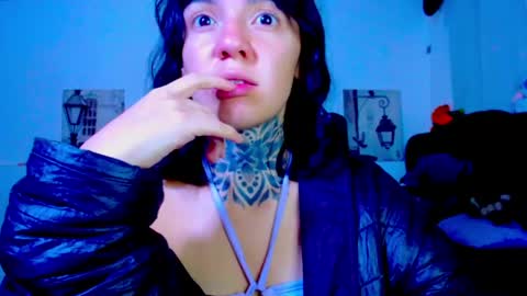 LANNIE   online show from May 2026 10:50:01 PM