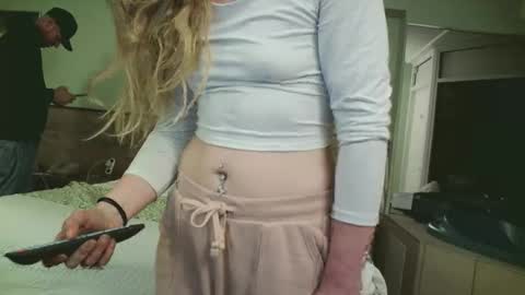 laquail online show from April 2026 07:24:01 AM