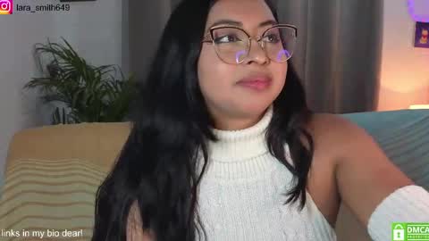Snapshot of lara1__ chatting on April 2026 01:52:02 AM Lara online show from April 2026 01:52:02 AM