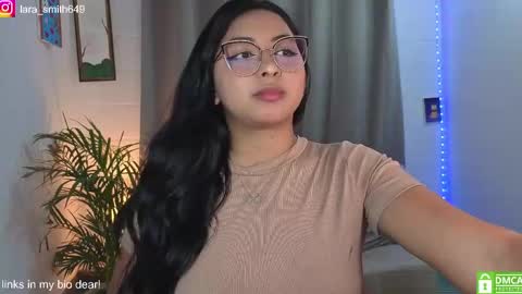 Snapshot of lara1__ chatting on April 2026 11:17:02 PM Lara online show from April 2026 11:17:02 PM