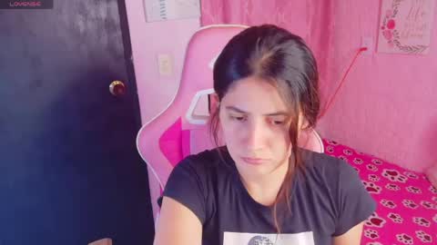 Snapshot of lara_aisha chatting on April 2026 07:34:01 PM LARA online show from April 2026 07:34:01 PM
