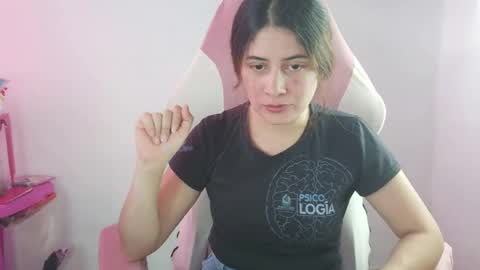 Snapshot of lara_aisha chatting on June 2026 05:34:01 PM LARA online show from June 2026 05:34:01 PM