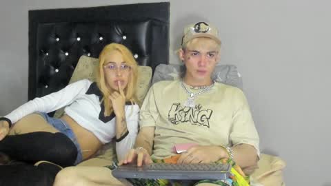 Snapshot of lara_and_caleb chatting on January 2025 05:04:02 AM lara_and_caleb online show from January 2025 05:04:02 AM