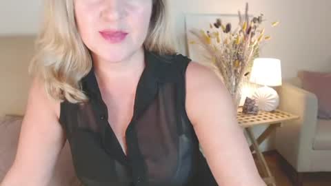 Snapshot of lara_fisher chatting on August 2026 04:31:02 PM lara_fisher online show from August 2026 04:31:02 PM