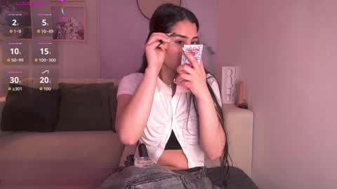 Snapshot of lara_madisson chatting on October 2025 10:31:01 PM Lara Madisson online show from October 2025 10:31:01 PM