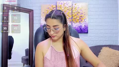      700  200   online show from November 2025 07:36:03 PM