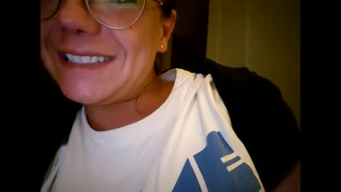 Little online show from October 2025 09:33:01 PM