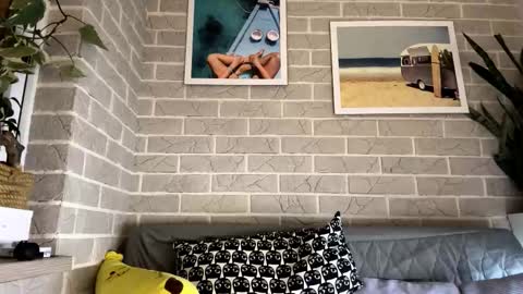 lara online show from March 2026 07:06:01 PM