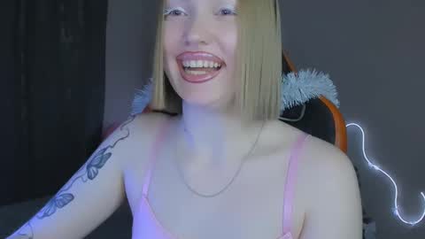 LaraKrein lk online show from December 2025 03:52:02 PM