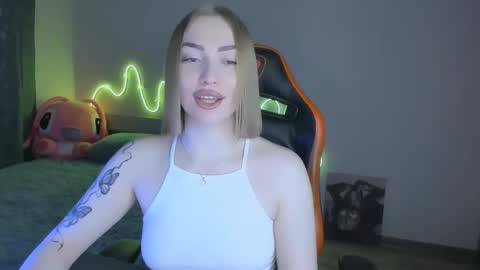 LaraKrein lk online show from January 2026 11:37:02 AM