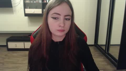 Laralianna online show from March 2025 05:27:02 PM