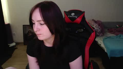 Snapshot of laralianna chatting on April 2026 08:39:02 AM Laralianna online show from April 2026 08:39:02 AM