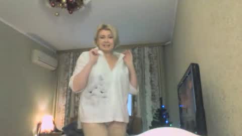 laramrs online show from December 2025 11:50:01 AM