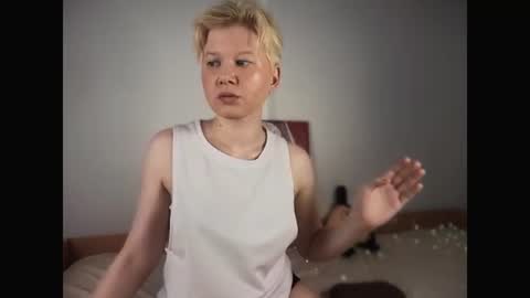 Lara online show from July 2026 05:23:02 PM