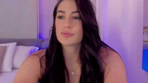 Laura online show from June 2026 08:25:02 PM