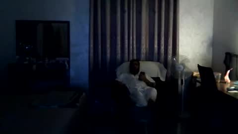 largepanny online show from January 2025 08:01:01 PM