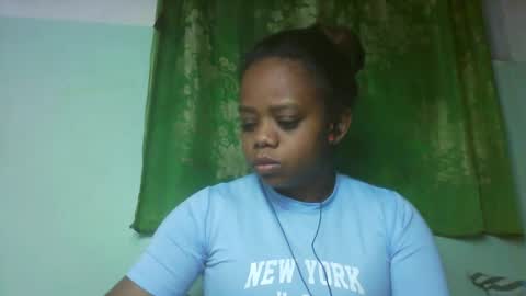 Snapshot of larissa645771 chatting on February 2026 05:28:01 PM larissa645771 online show from February 2026 05:28:01 PM