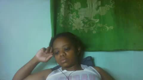Snapshot of larissa645771 chatting on February 2026 06:05:01 PM larissa645771 online show from February 2026 06:05:01 PM