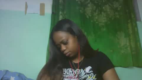 Snapshot of larissa645771 chatting on March 2026 07:28:02 PM larissa645771 online show from March 2026 07:28:02 PM