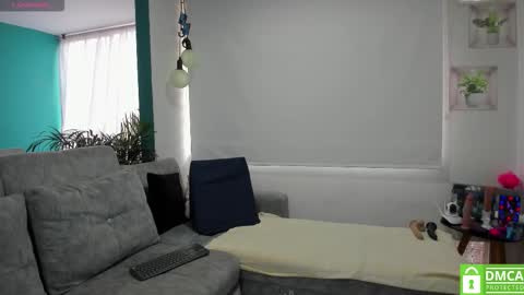 Rosa  online show from October 2025 09:50:02 PM