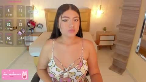 Snapshot of larsonmia chatting on June 2026 12:14:02 PM MIA online show from June 2026 12:14:02 PM