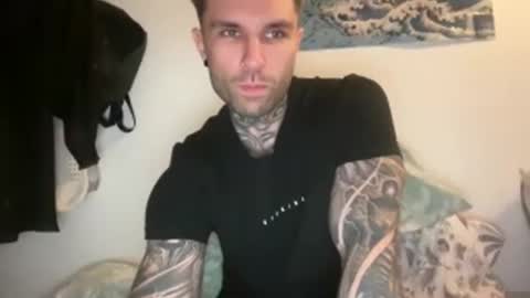 larsskeet online show from December 2025 06:04:01 PM