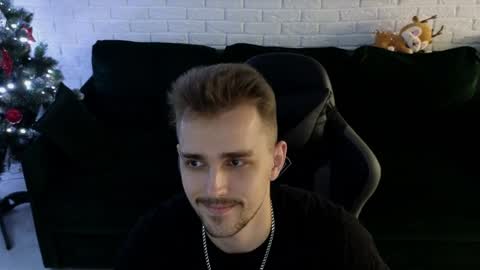 Lars online show from December 2024 01:43:01 AM