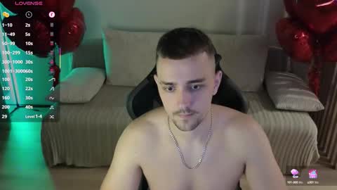 Lars online show from October 2025 08:07:01 PM