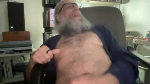 Snapshot of laser134 chatting on April 2026 01:42:02 PM chris online show from April 2026 01:42:02 PM