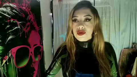 Snapshot of latex_rose_daniels chatting on July 2026 05:15:01 PM ROSE online show from July 2026 05:15:01 PM