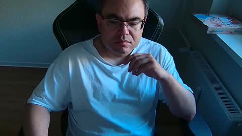 latexboy893 online show from June 2026 12:51:02 PM