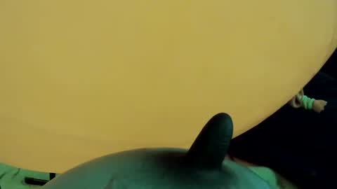 latexchris77 online show from January 2025 12:36:01 PM