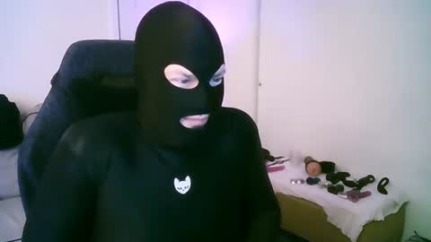 Snapshot of latexminheadroom chatting on June 2026 02:47:02 AM latexminheadroom online show from June 2026 02:47:02 AM