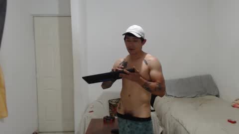 Snapshot of latin_bby chatting on May 2026 09:48:01 AM carlos online show from May 2026 09:48:01 AM