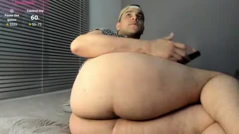 Snapshot of latin_boy_surprise chatting on June 2026 02:53:01 AM Yisus online show from June 2026 02:53:01 AM