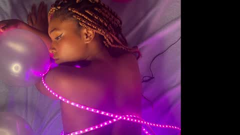 karen online show from December 2024 04:58:02 AM